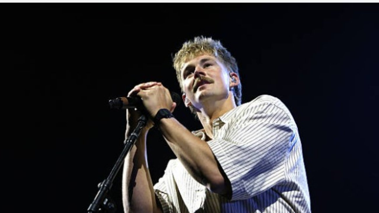 Viral Pop Star to Worship Leader: Forest Frank's Emotional Testimony of Surrender